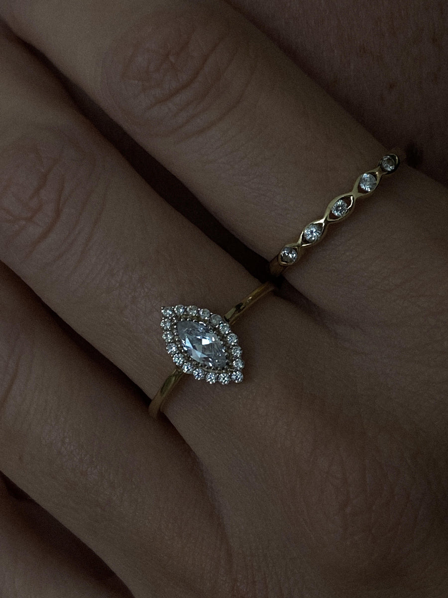 Vintage Diamond Bisous Ring