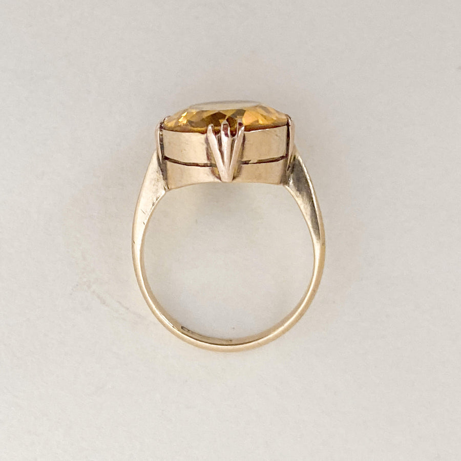 Vintage Citrine Oval Claw Ring