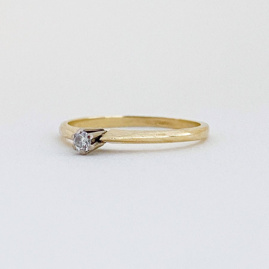 Vintage Diamond Sparkle Ring