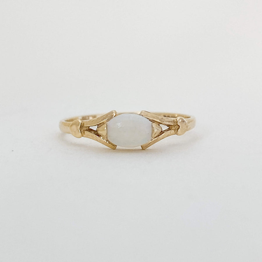 Vintage Opal Neige Ring