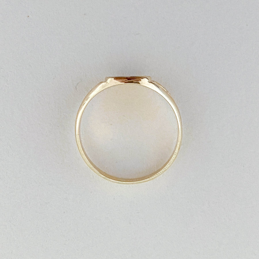 Signet Jolie Ring