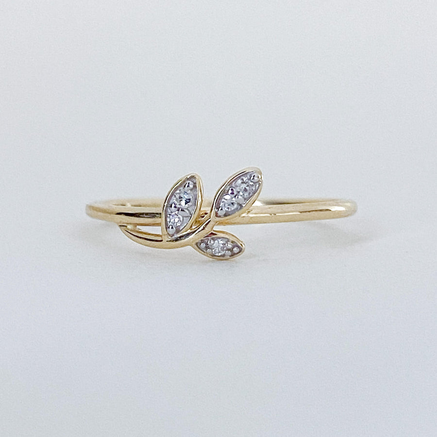 Diamond Leaf Ring