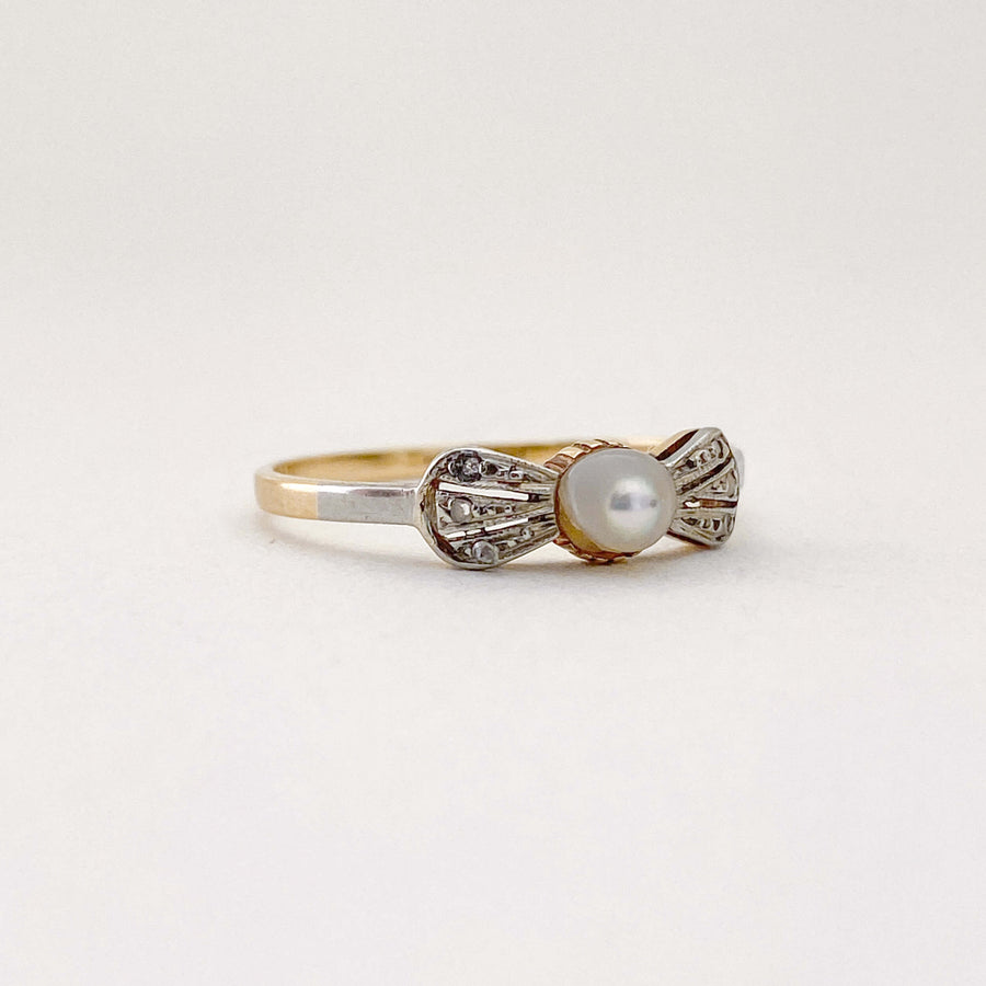 Vintage Diamond & Pearl Bow Ring