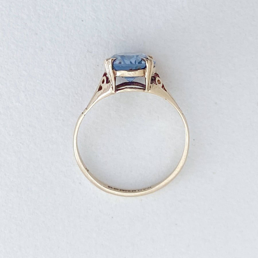 Vintage Topaz Oval Claw Ring