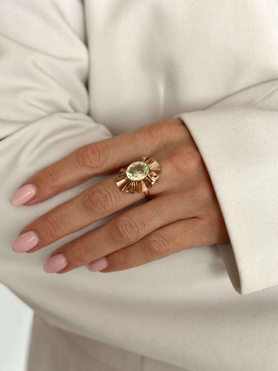 Vintage Chrysolite Flower Cocktail Ring