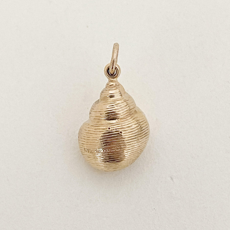Vintage Shell Pendant