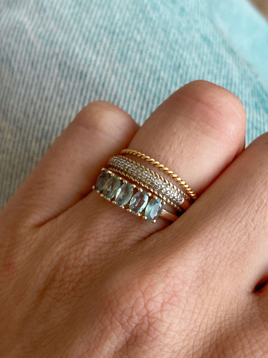 Vintage Diamond Twist Band Ring