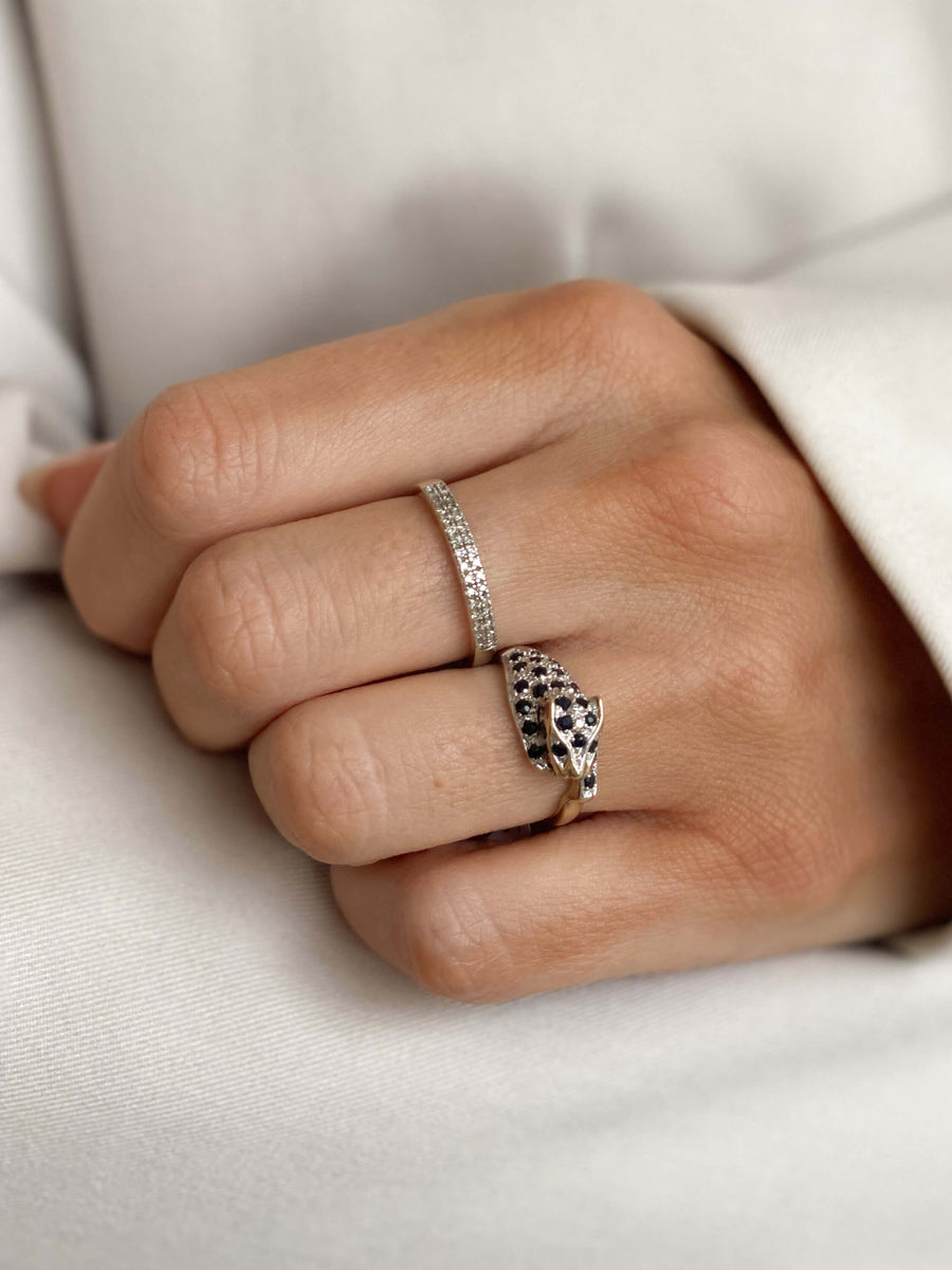 Vintage Diamond White Gold Band Ring