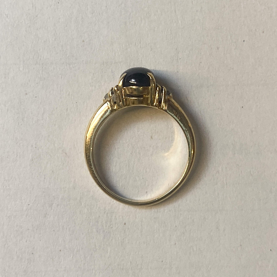 Vintage Sapphire & Diamond Cateye Ring