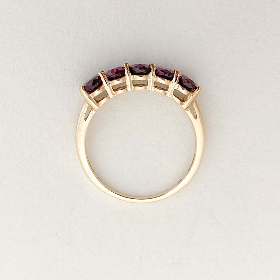 Vintage Grapet Garnet Cinq Ring
