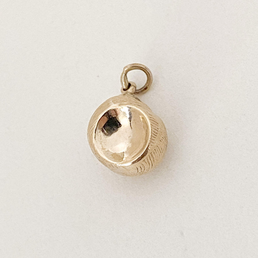 Vintage Shell Pendant