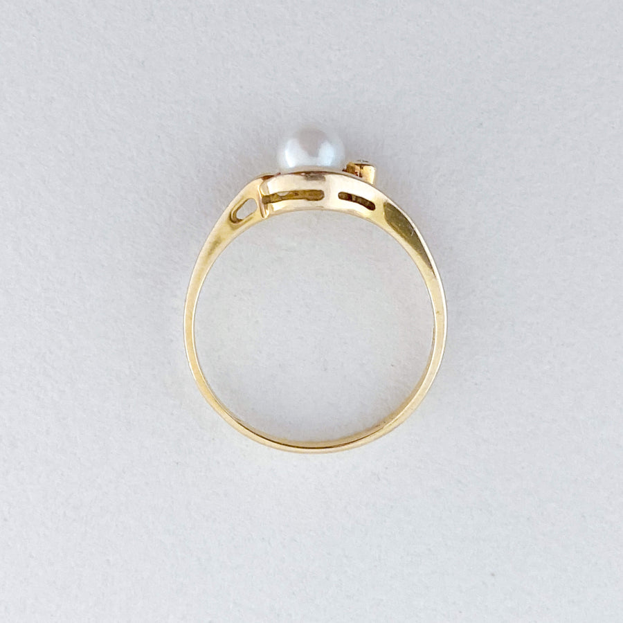 Vintage Pearl & Diamond Swirl Ring