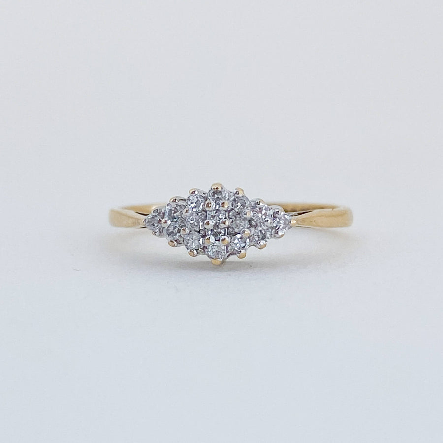Vintage Diamond Cluster Petit ring
