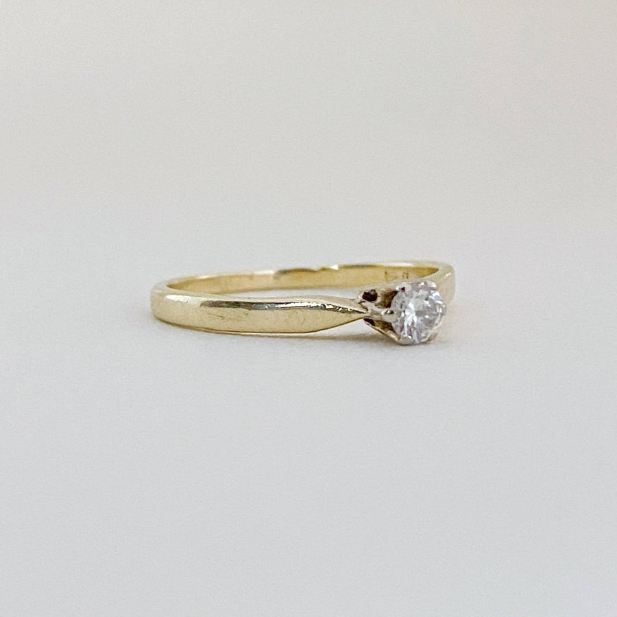 Vintage Diamond Sparkle Ring