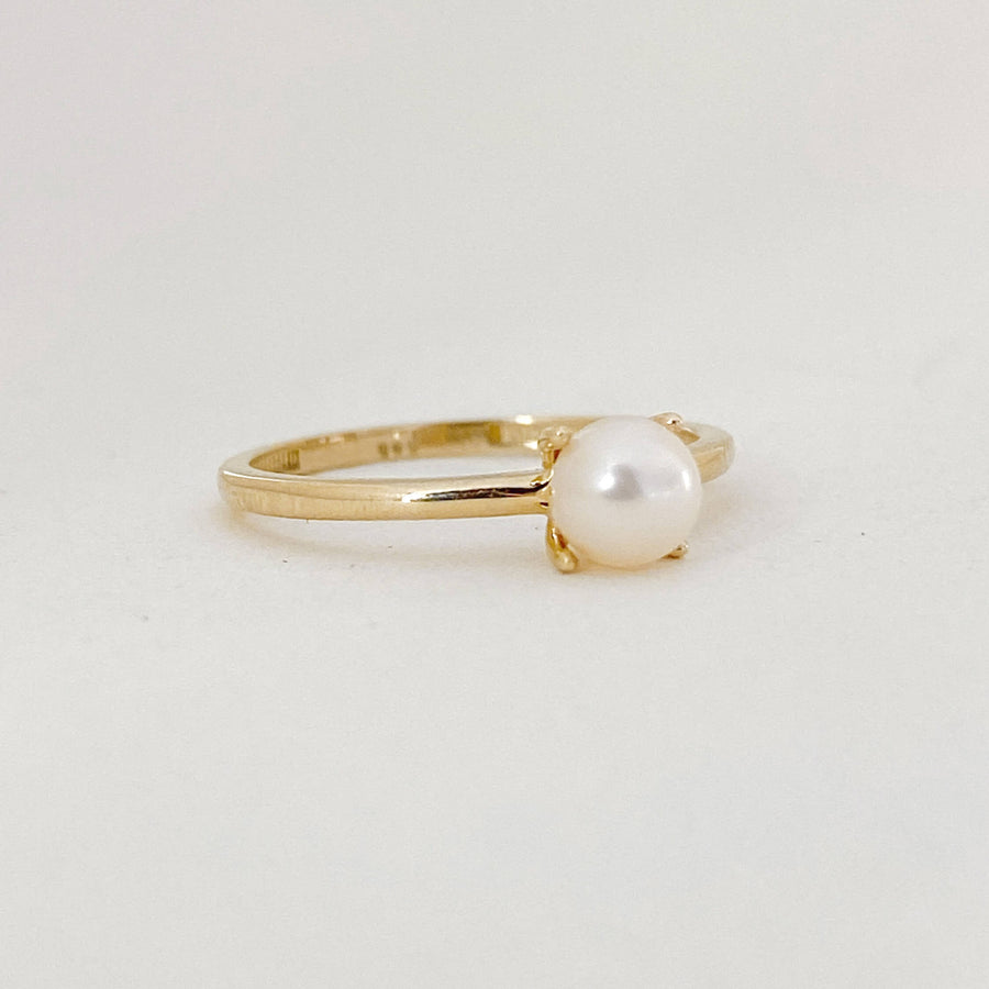 Pearl Ring
