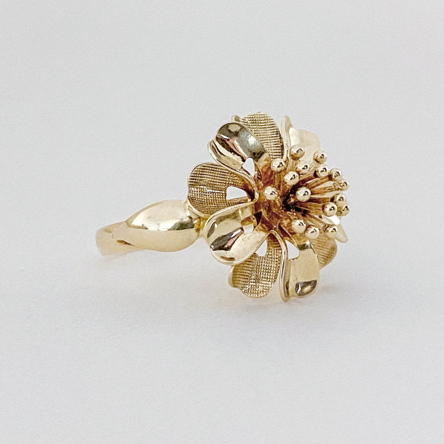 Vintage Fleur d'Or Cocktail Ring