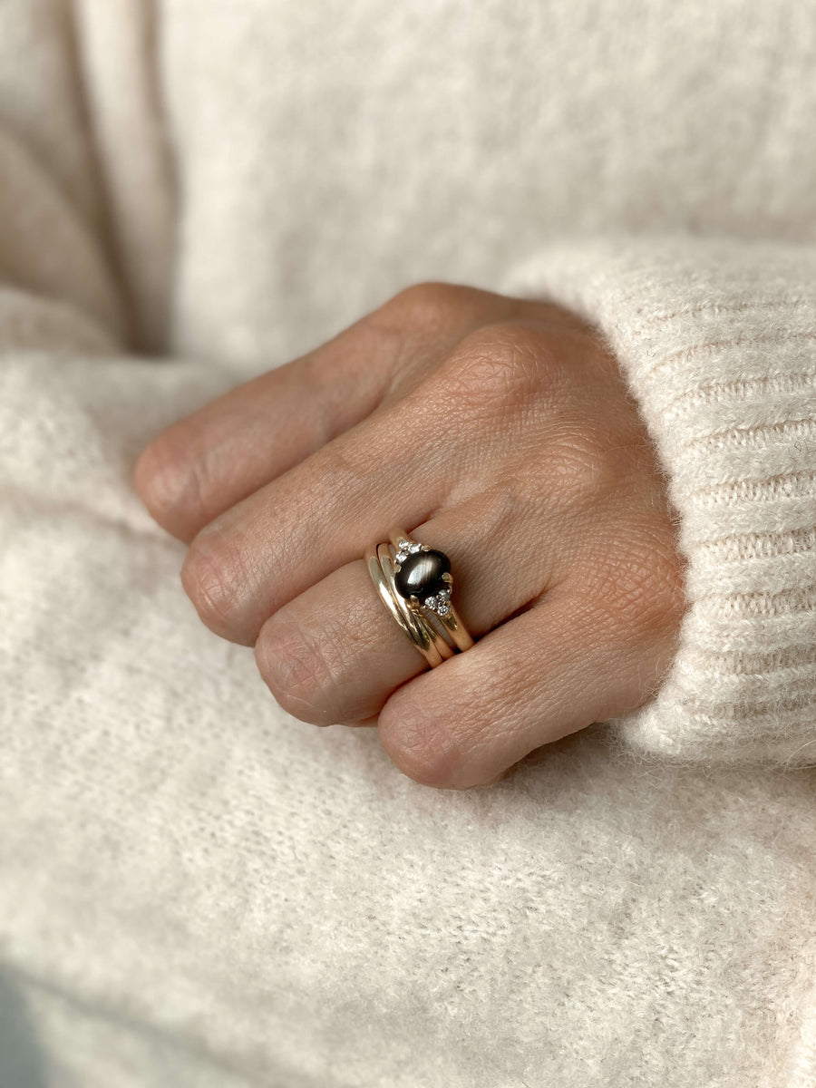 Vintage Sapphire & Diamond Cateye Ring