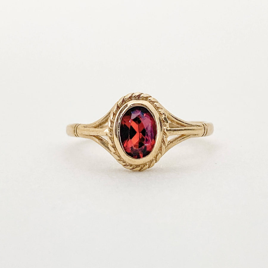 Vintage Garnet Oval Ring