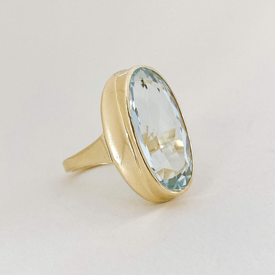 Vintage Aquamarine Reminiscence Ring