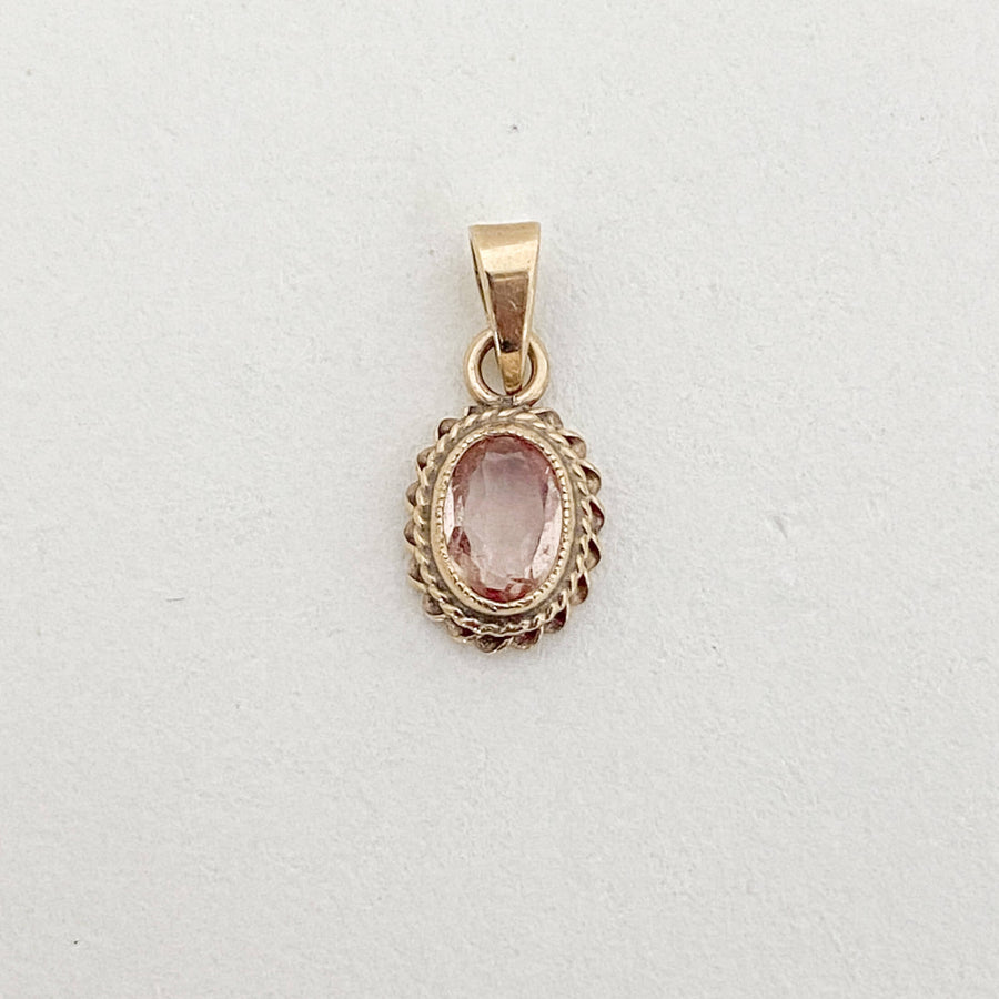 Vintage Peach Quartz Oval Cord Pendant