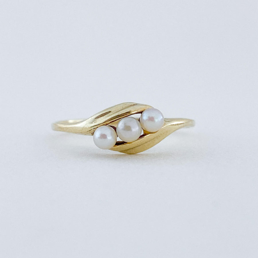 Vintage Pearl Trio Ring