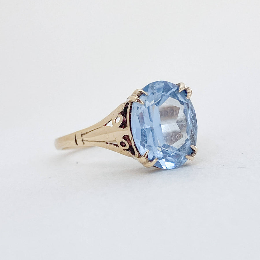 Vintage Topaz Oval Claw Ring
