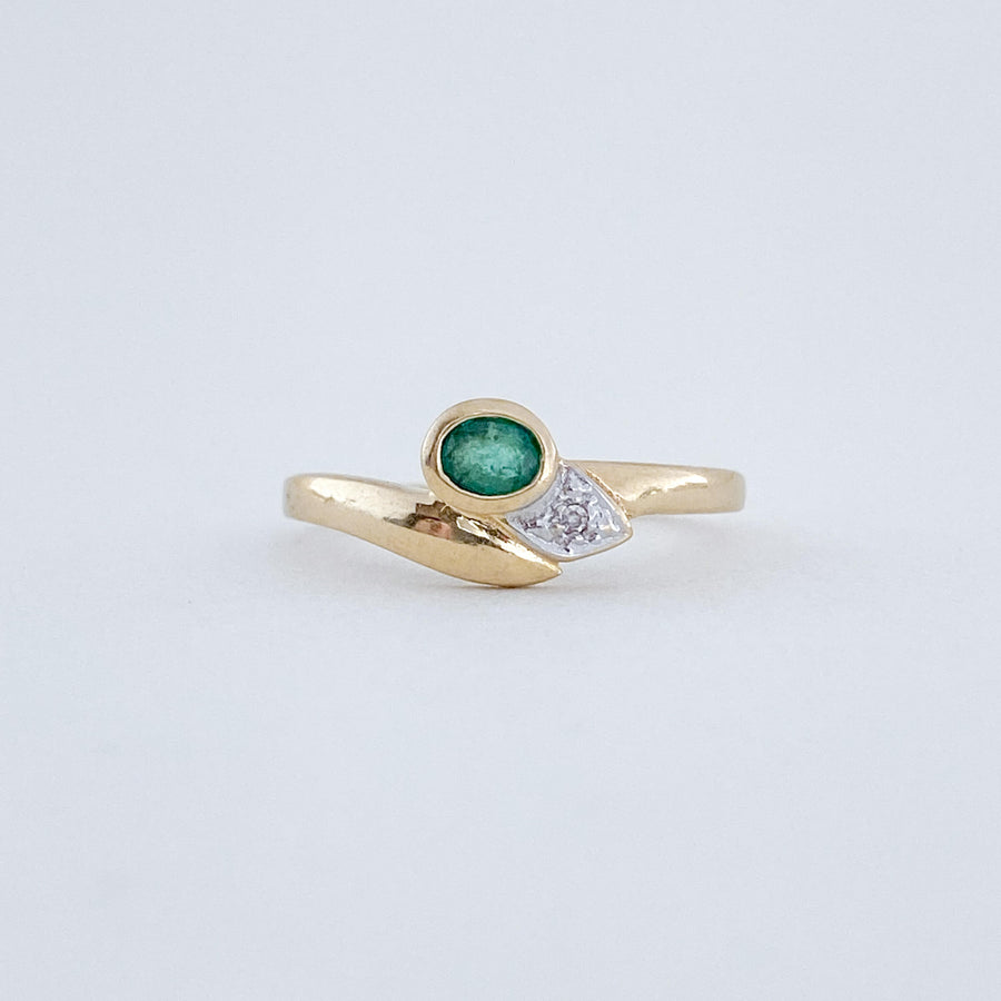 Vintage Emerald & Diamond Ring