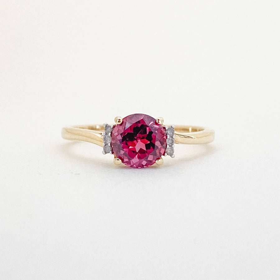 Vintage Garnet & Diamond Ring