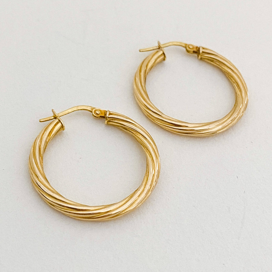Vintage Hoops Swirl Medium