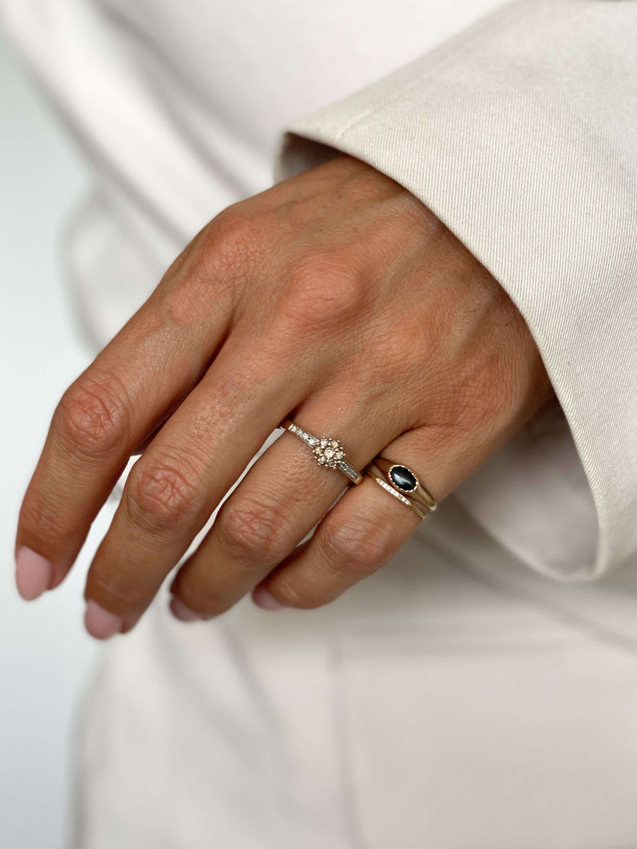 Vintage Onyx Bar Petite Ring