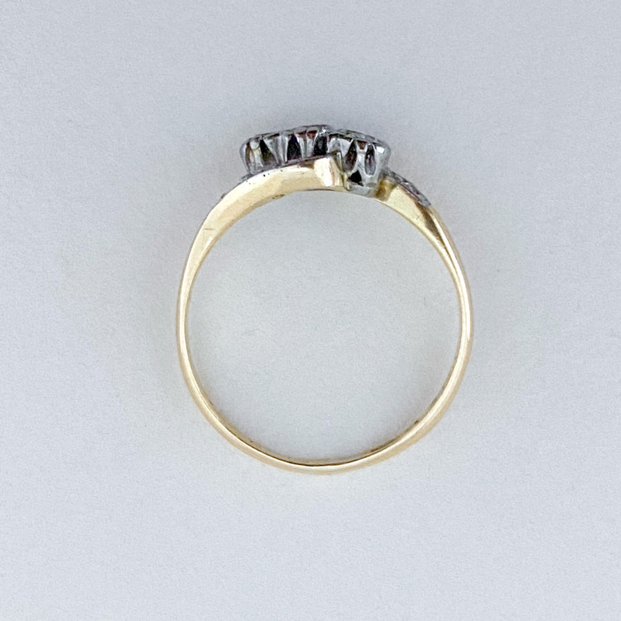 Vintage Diamond Waves Ring