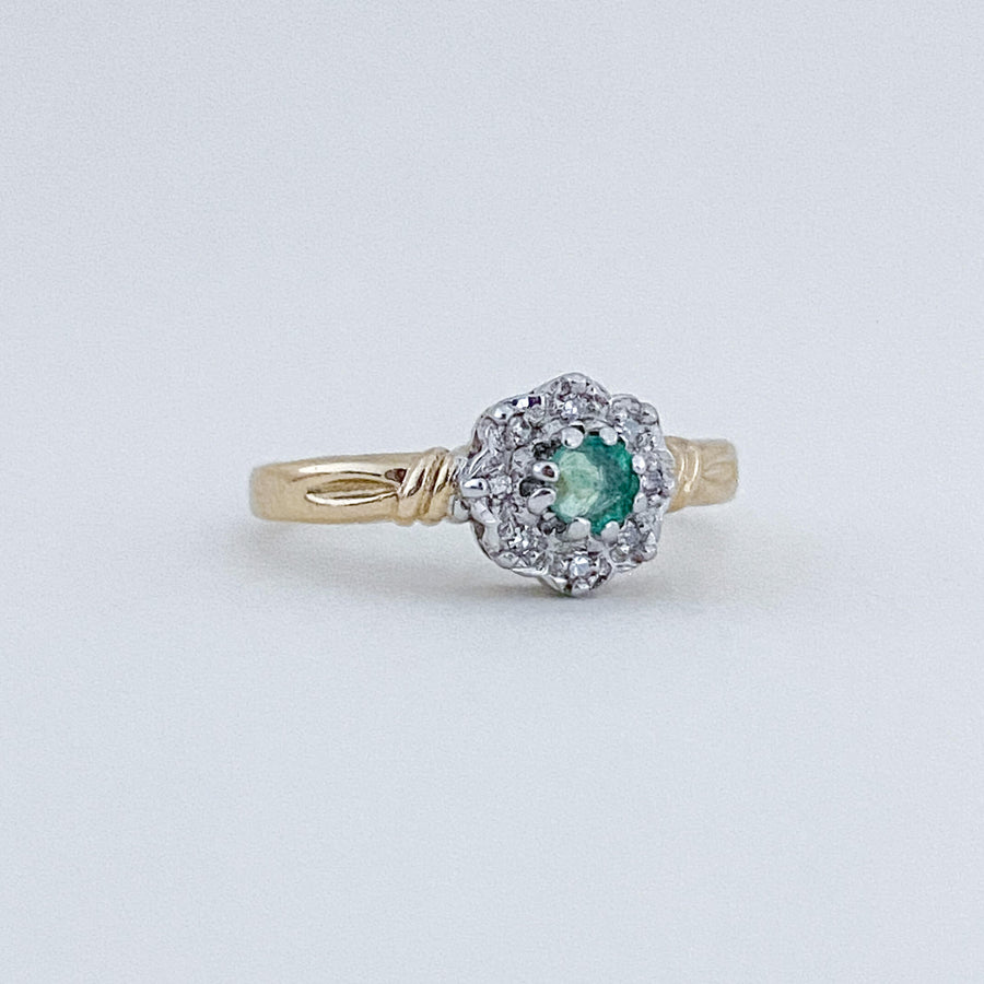 Vintage Emerald & Diamond Flower Ring