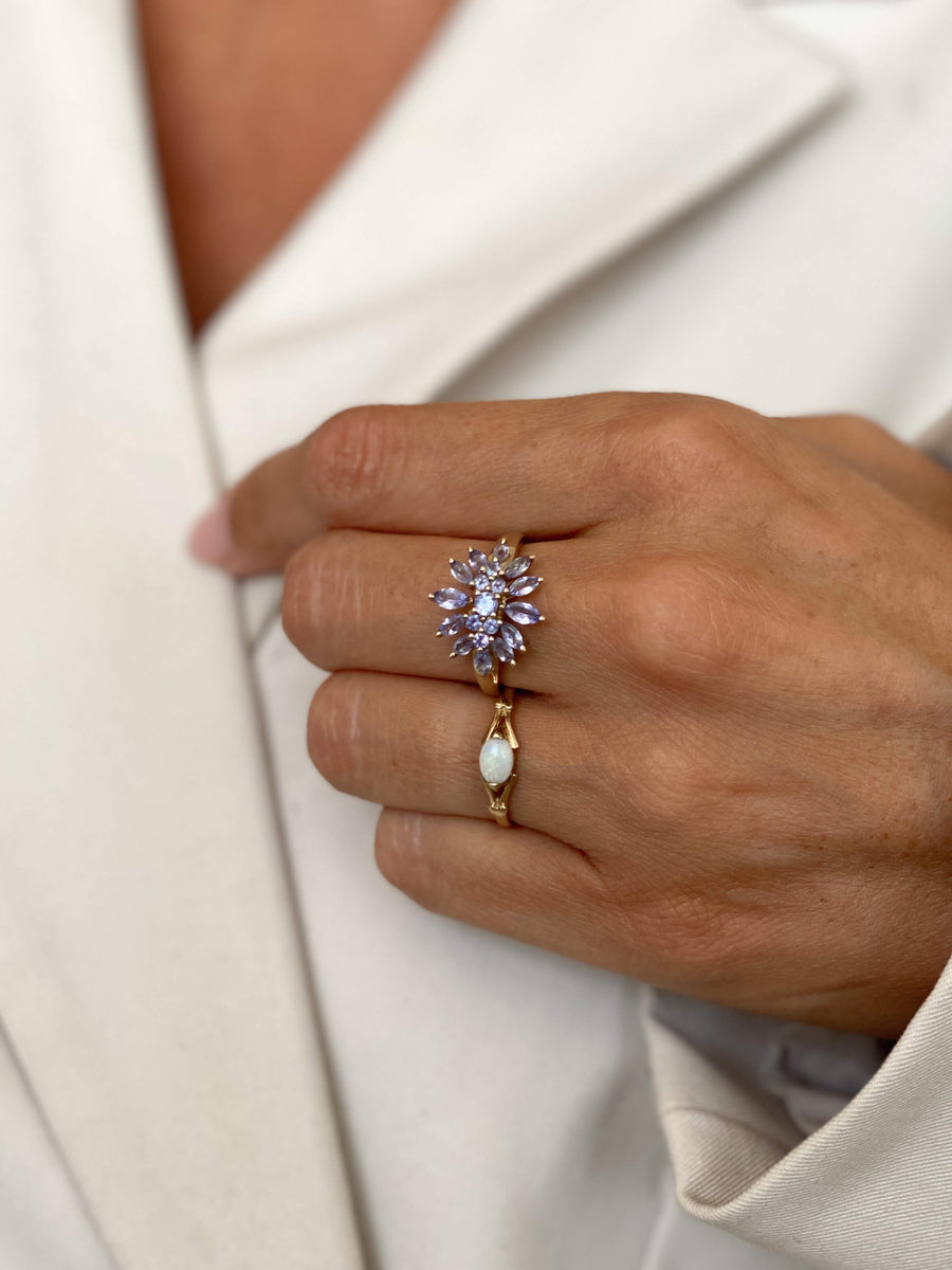 Vintage Opal Neige Ring
