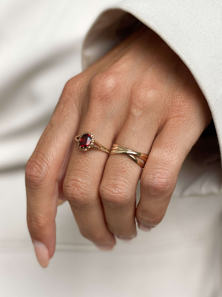 Vintage Garnet Oval Ring