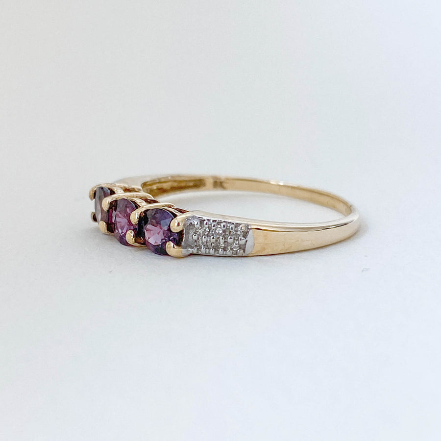 Vintage Colorchanging Sapphire & Diamond Trilogy Ring - Forever Mine Collectables